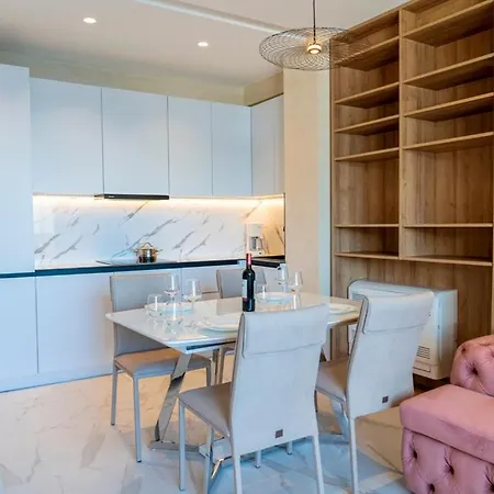 Appartamento Deluxe Apartment-swimming Pool *