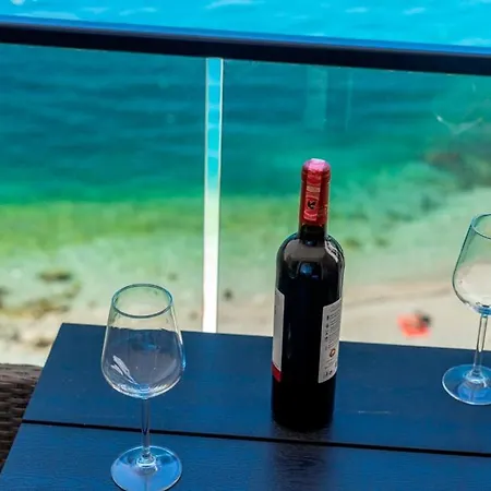 Deluxe Apartment-swimming Pool Appartamento Sarandë